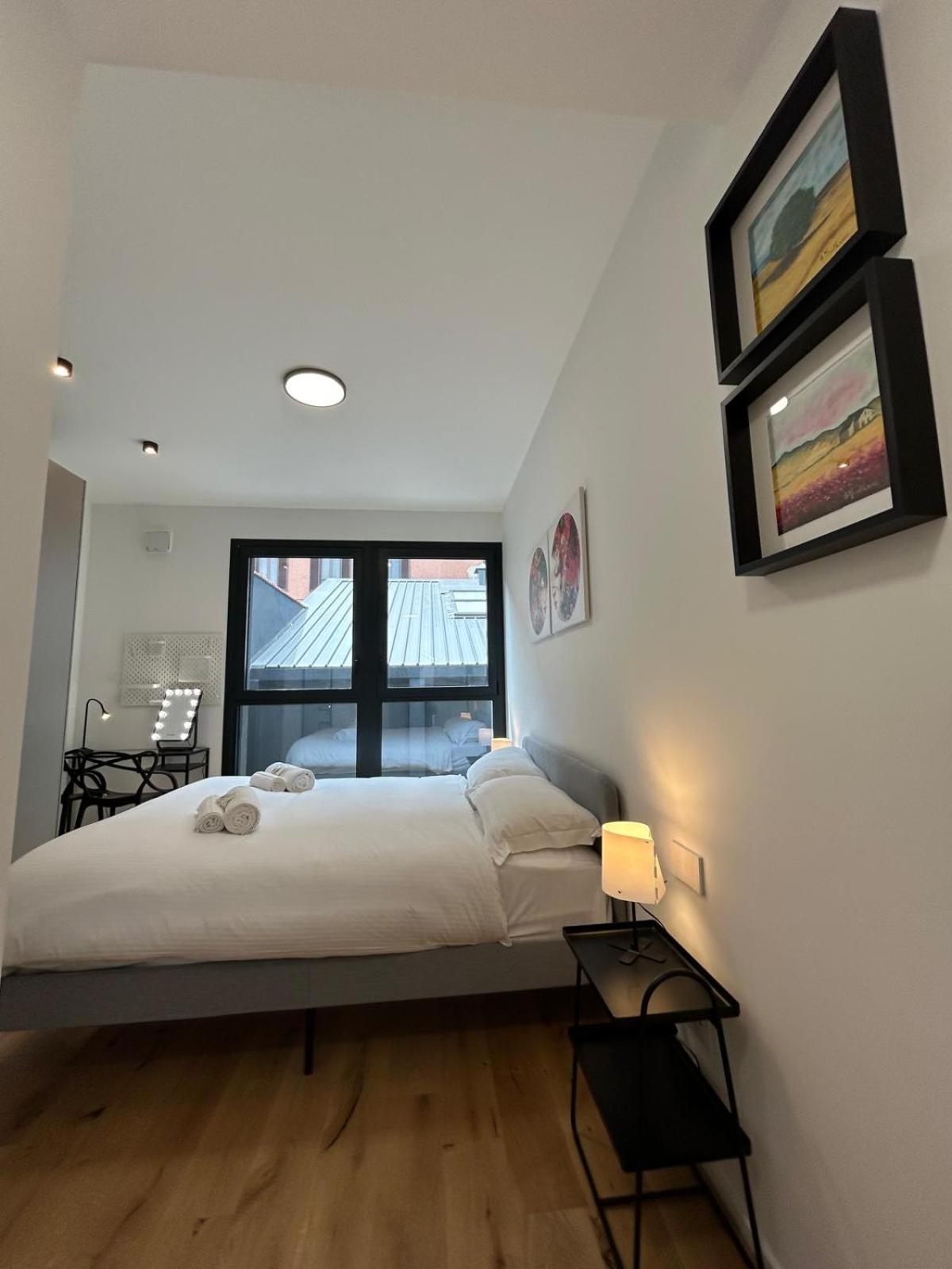 Kibilu Luxury Apt With Terrace, Isola District And Near Garibaldi Station Milaan Buitenkant foto