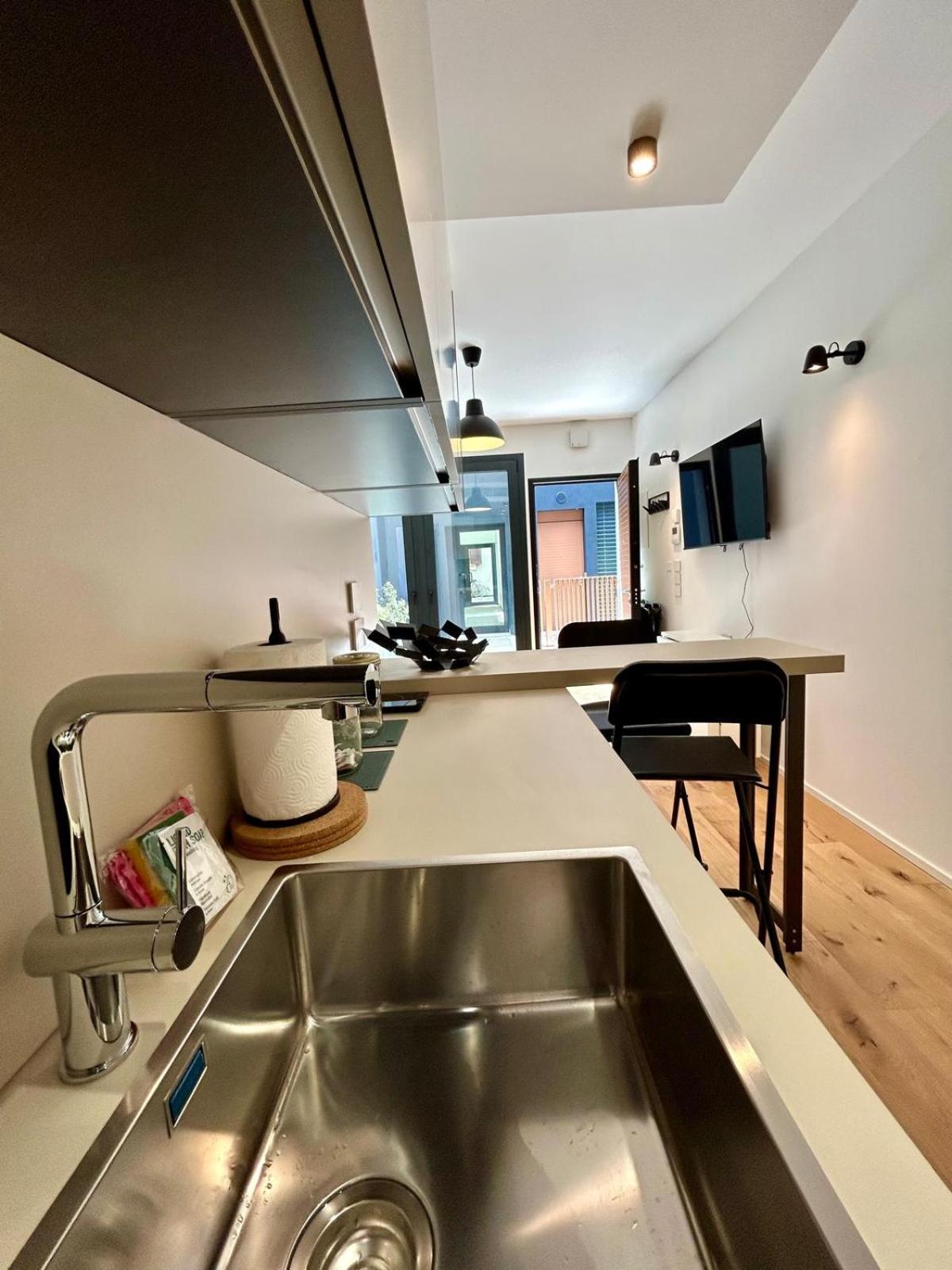 Kibilu Luxury Apt With Terrace, Isola District And Near Garibaldi Station Milaan Buitenkant foto