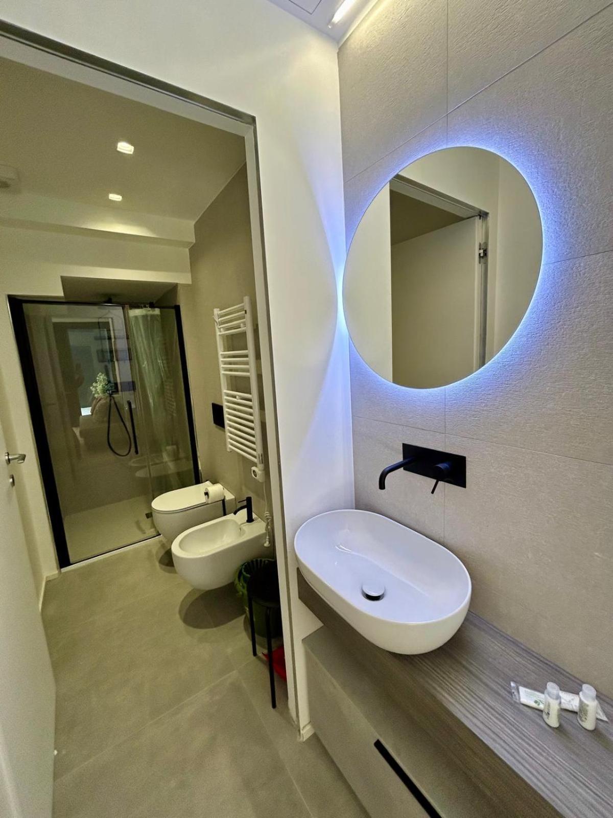 Kibilu Luxury Apt With Terrace, Isola District And Near Garibaldi Station Milaan Buitenkant foto